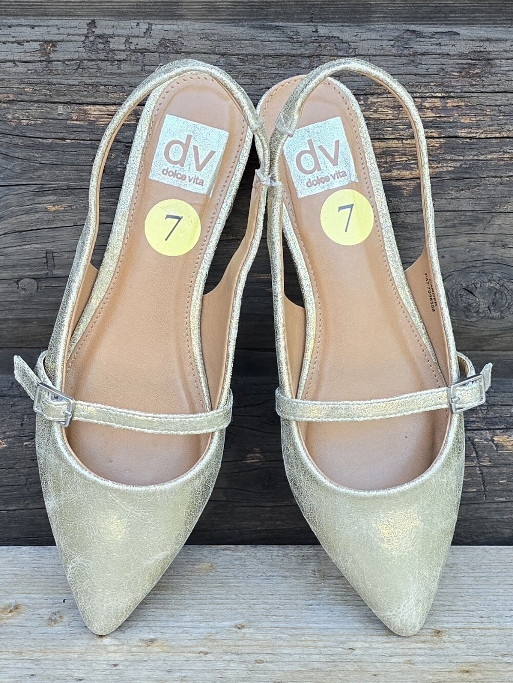 DV by Dolce Vita Carder Y2K Glam Minimalist Metallic Gold Pointy Toe Flats 7M